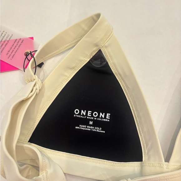 OneOne Swim Kameron Top Cape size Medium - Picture 3 of 5